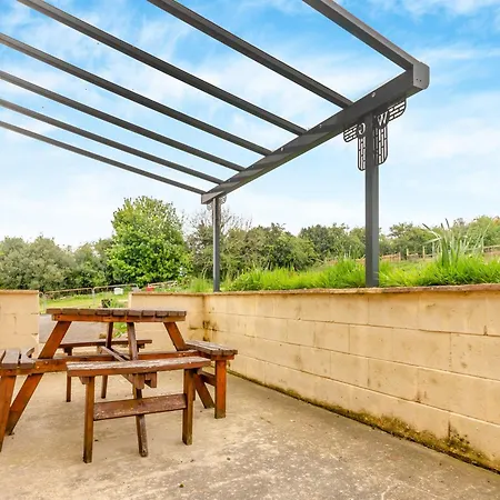 The - Uk43952 Boosbeck